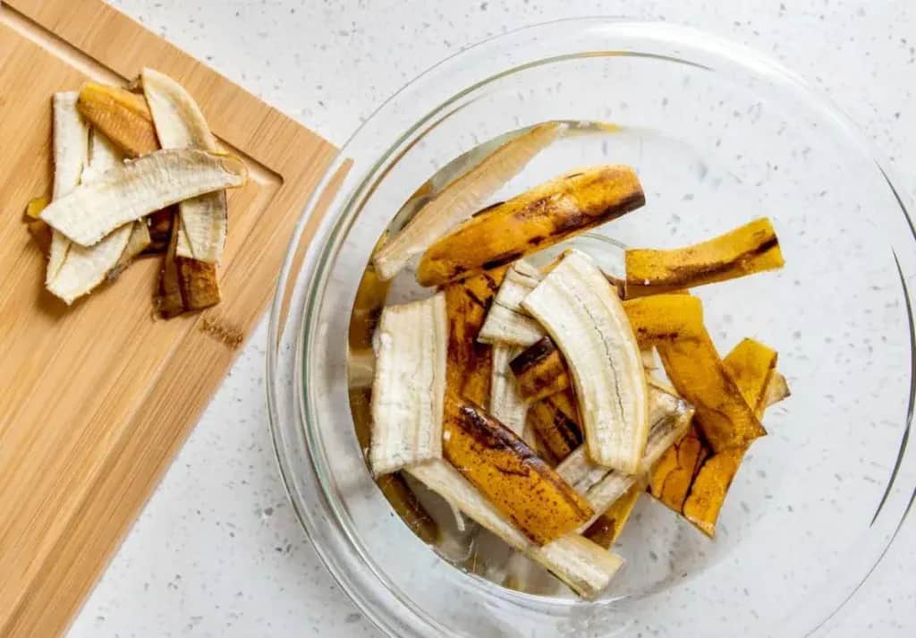 Jak zrobić nawóz z bananów i zadbać o zdrowe rośliny