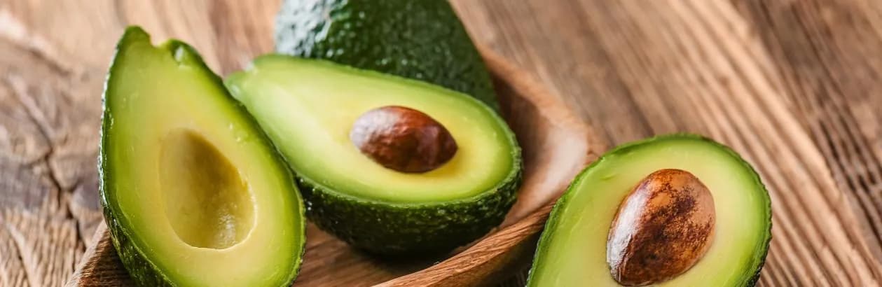 Kiedy jest sezon na awokado? Poznaj najlepszy czas na zakupy